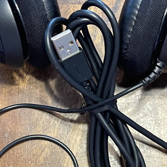 Logitech Computer Headset H390 USB Noise Canceling Mic & Enhanced Digital Sound - Picture 4 of 16